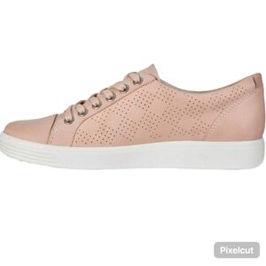 ECCO Perforated Leather Sneakers Size 7 Pink Blush Low Top Comfort Shoes EU 39